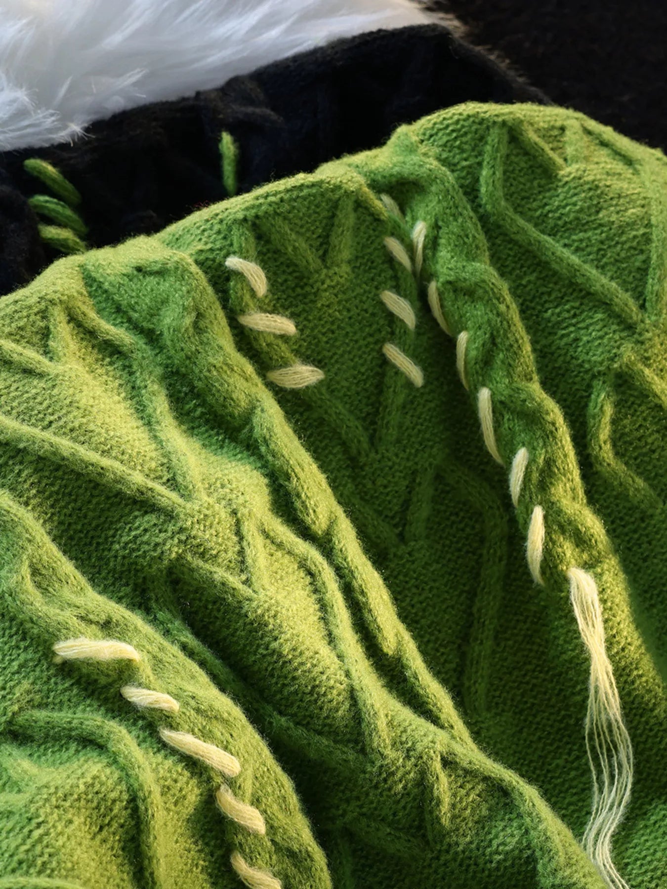 bd38be6f4c6f4d619e7fb1939afaad54-Max-Origin