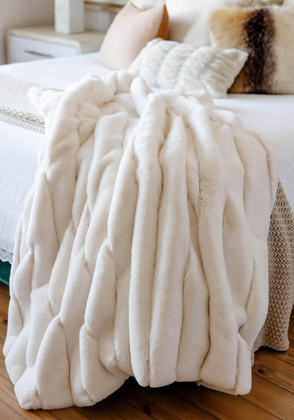 Faux Fur Posh Throw