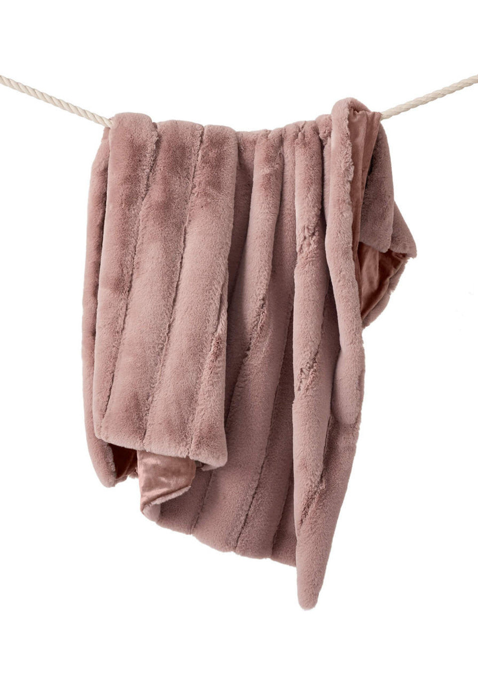 Faux Fur Posh Throw